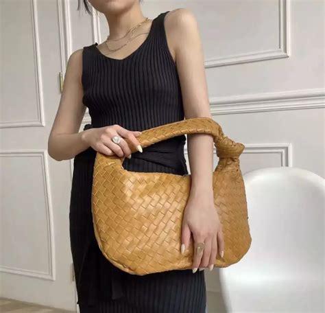 bottega woven bag dupe.